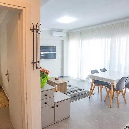 Natalia Peramos Néa Péramos