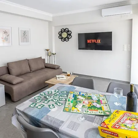 Natalia Peramos * Néa Péramos